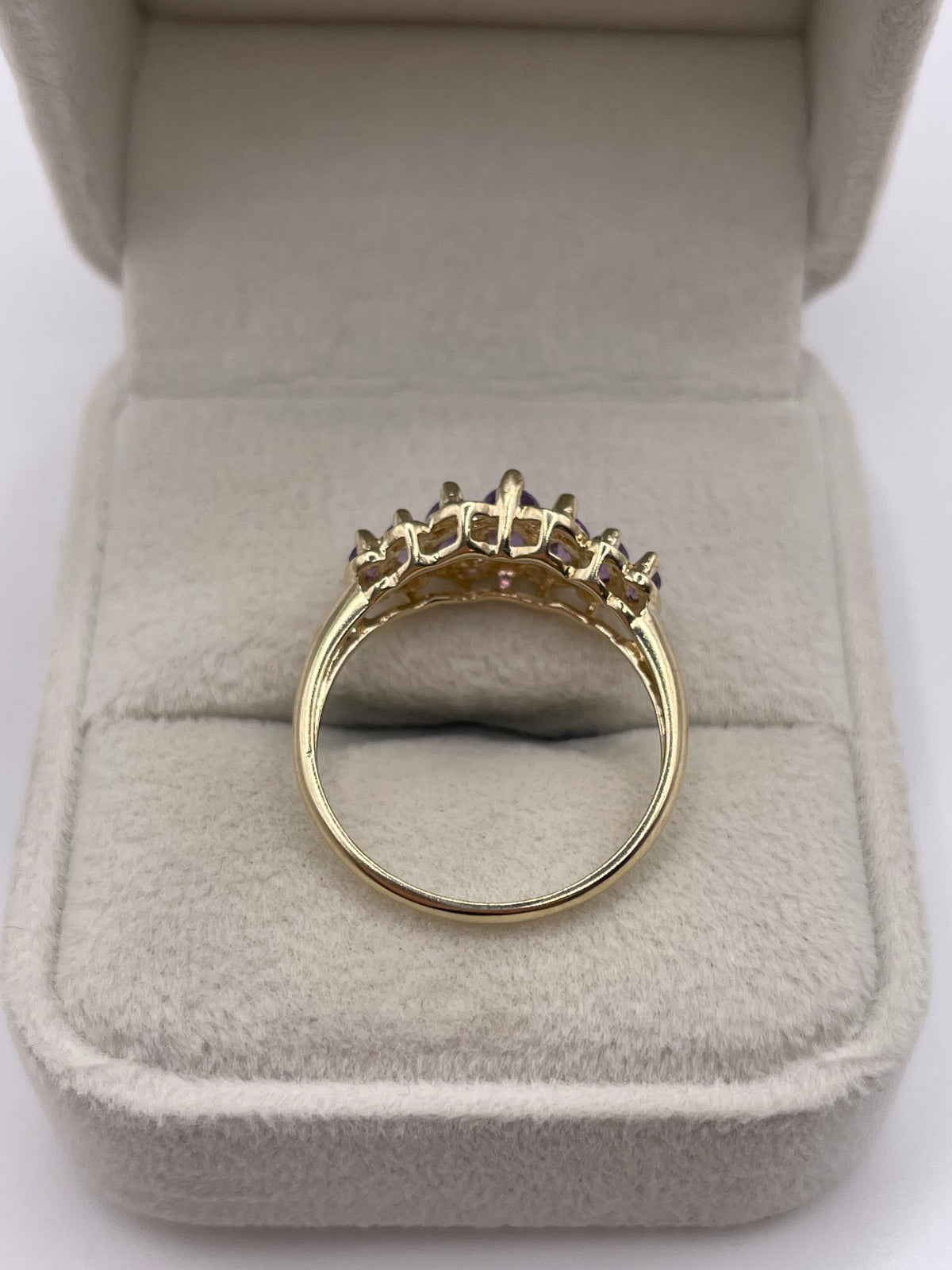 9ct gold amethyst ring