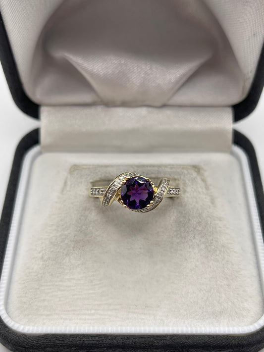 9ct gold amethyst and diamond ring