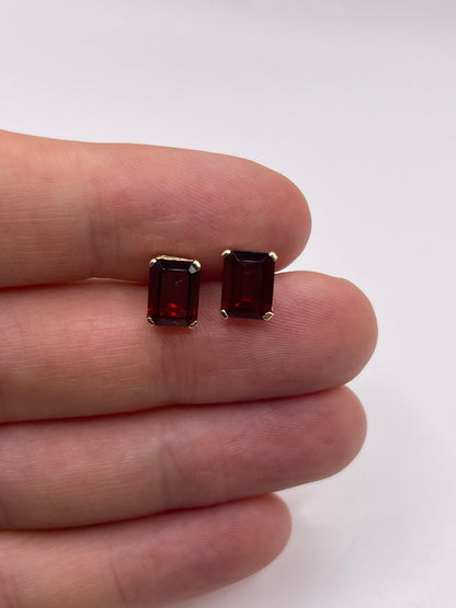 14ct gold garnet earrings