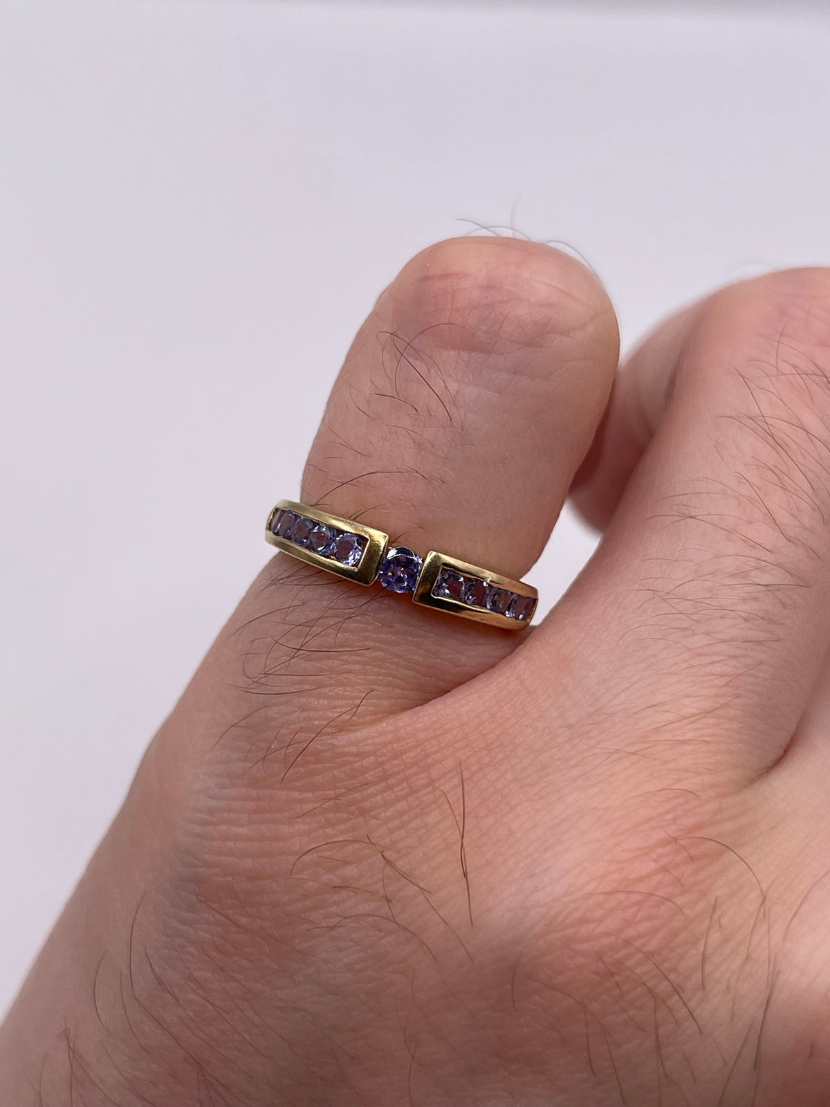 9ct gold tanzanite ring