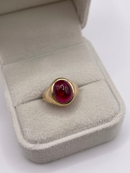 9ct gold cabochon paste ring