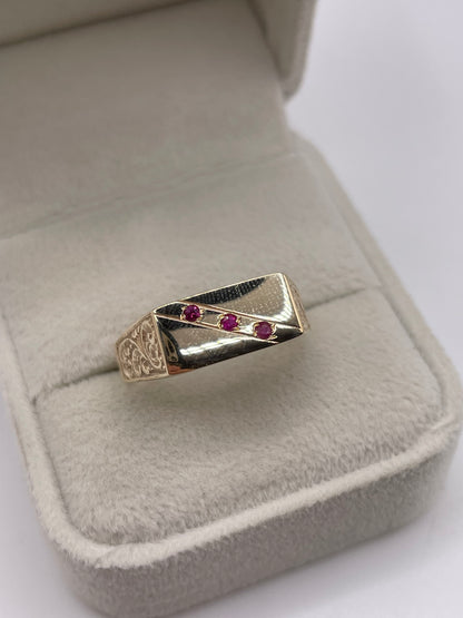 9ct gold ruby signet ring