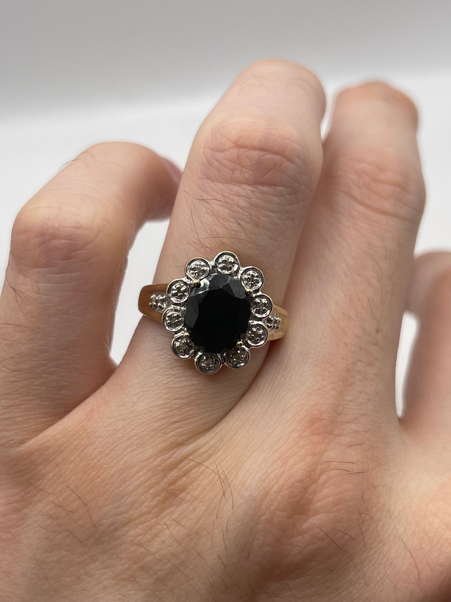 9ct gold sapphire and diamond ring