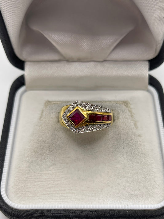 18ct gold ruby and diamond ring