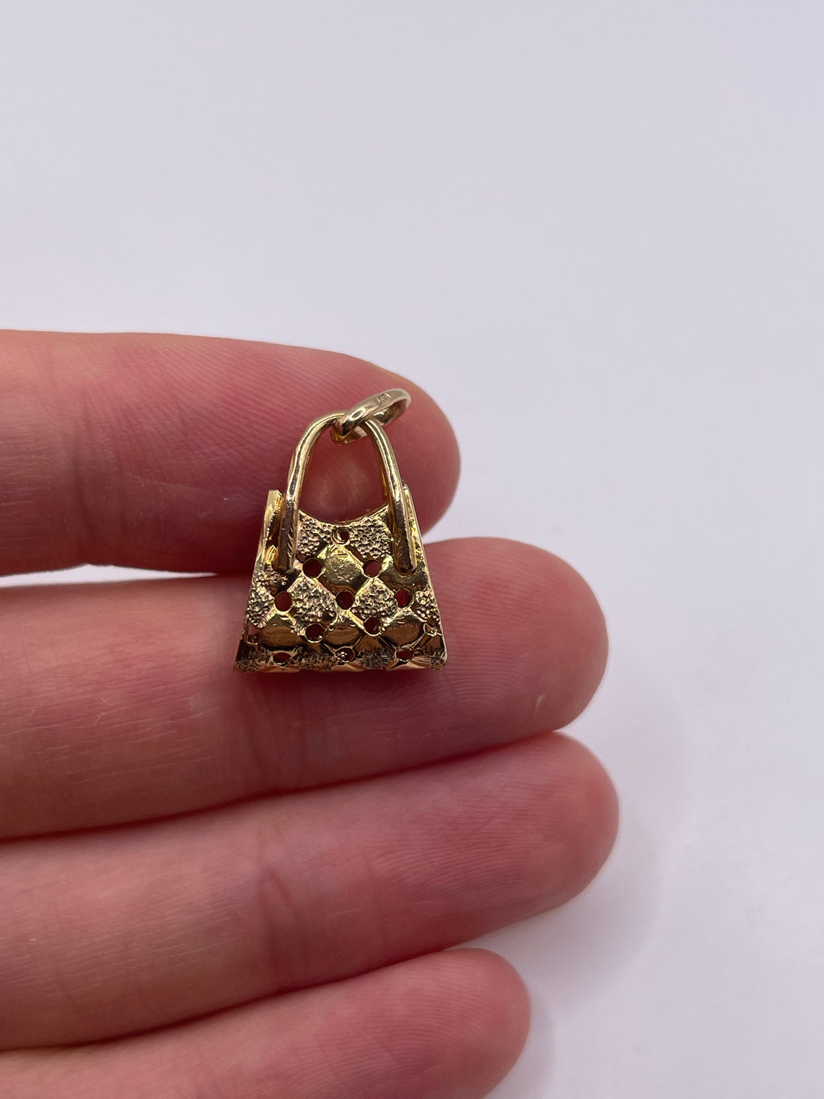 9ct gold bag charm