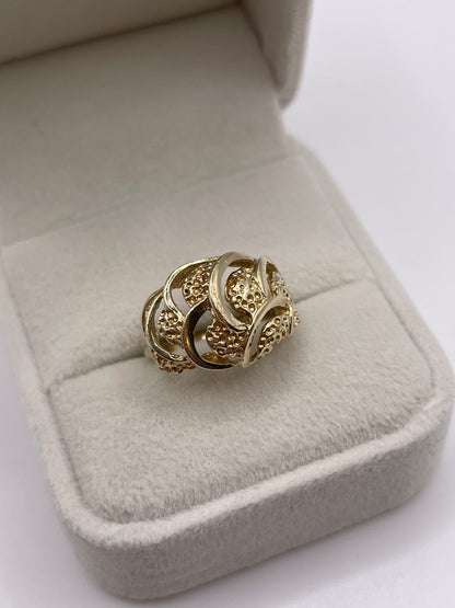 9ct gold ring
