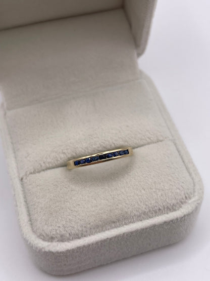 9ct gold sapphire ring