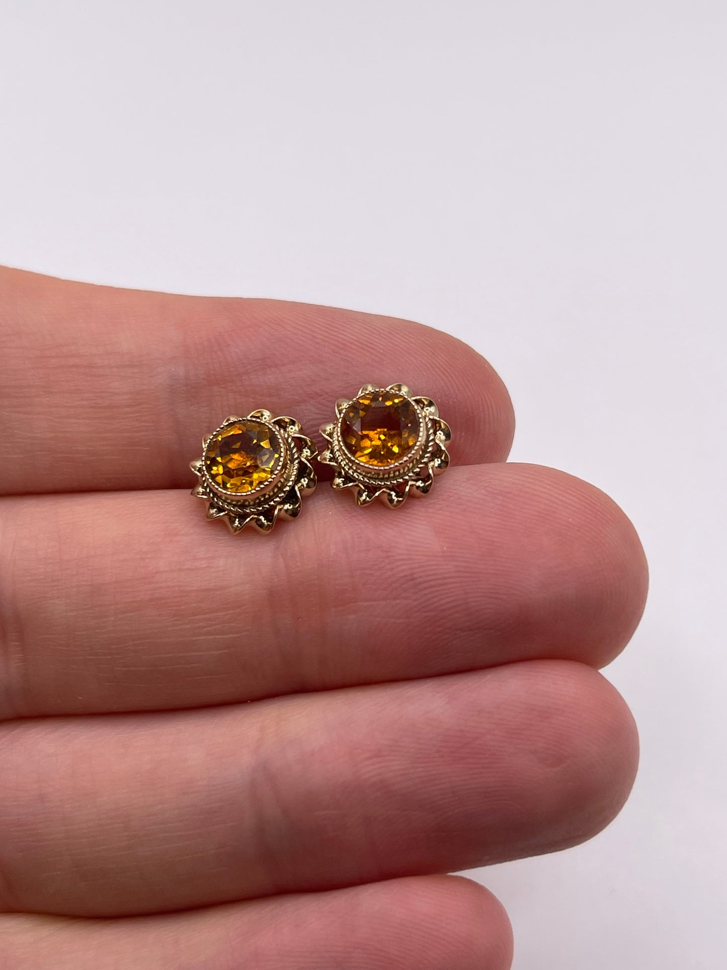 9ct gold citrine earrings