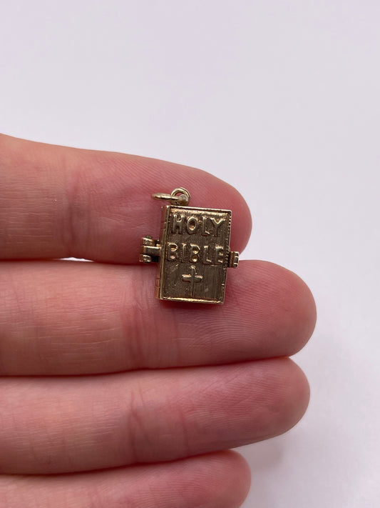 9ct gold Bible charm