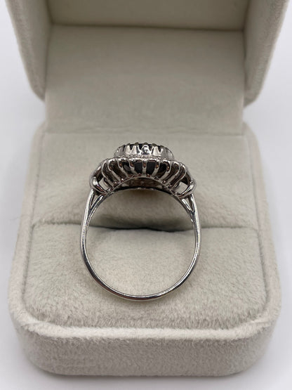 9ct white gold sapphire and diamond ring