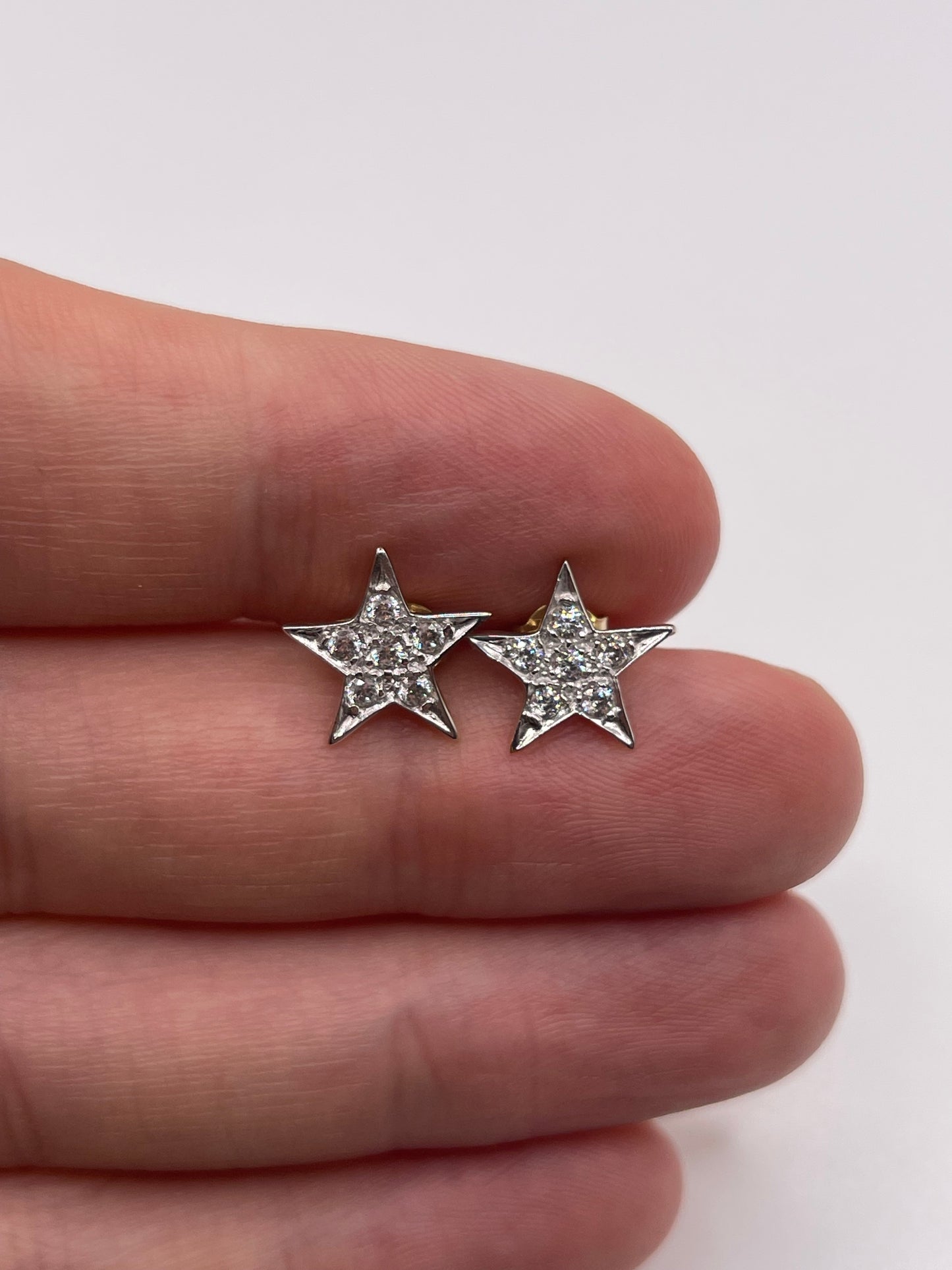 9ct gold cz star earrings