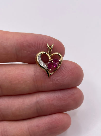 9ct gold ruby and diamond heart pendant