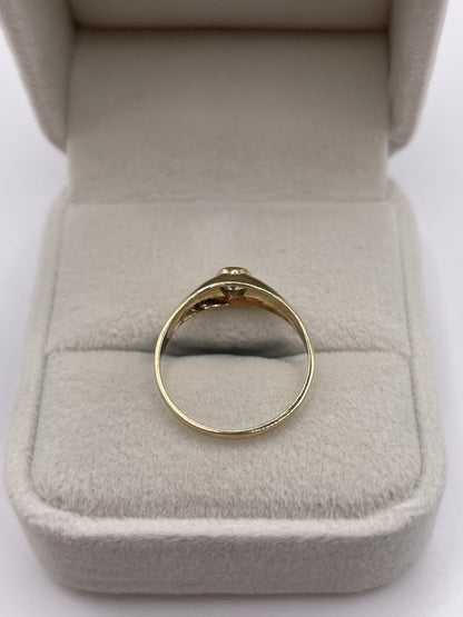 9ct gold topaz gypsy ring