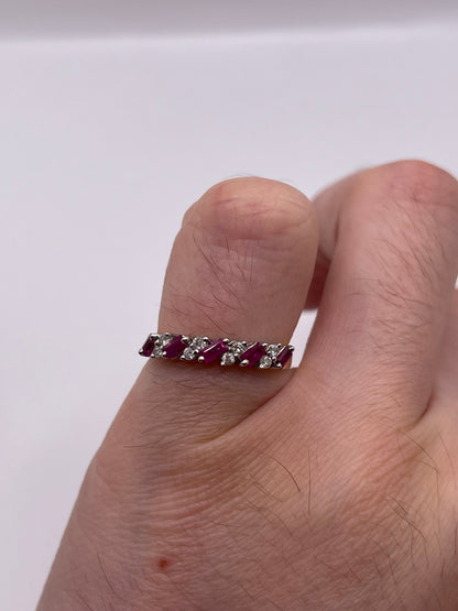 18ct gold ruby and diamond ring