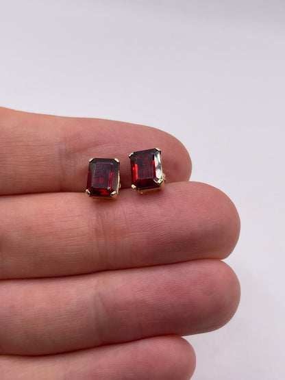 14ct gold garnet earrings