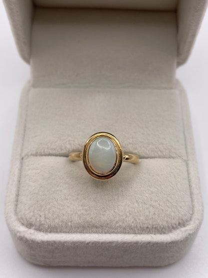 9ct gold opal ring