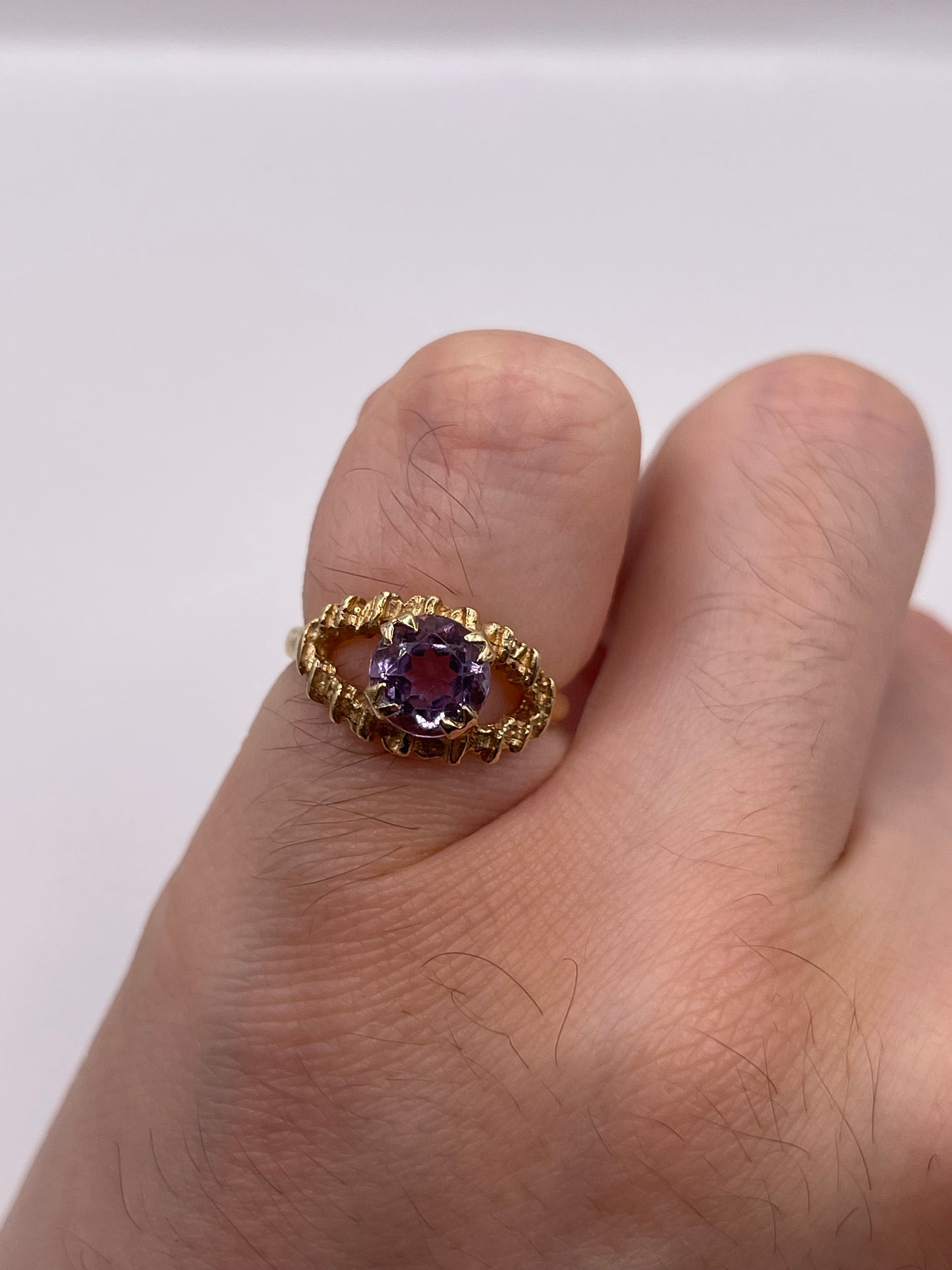9ct gold amethyst ring