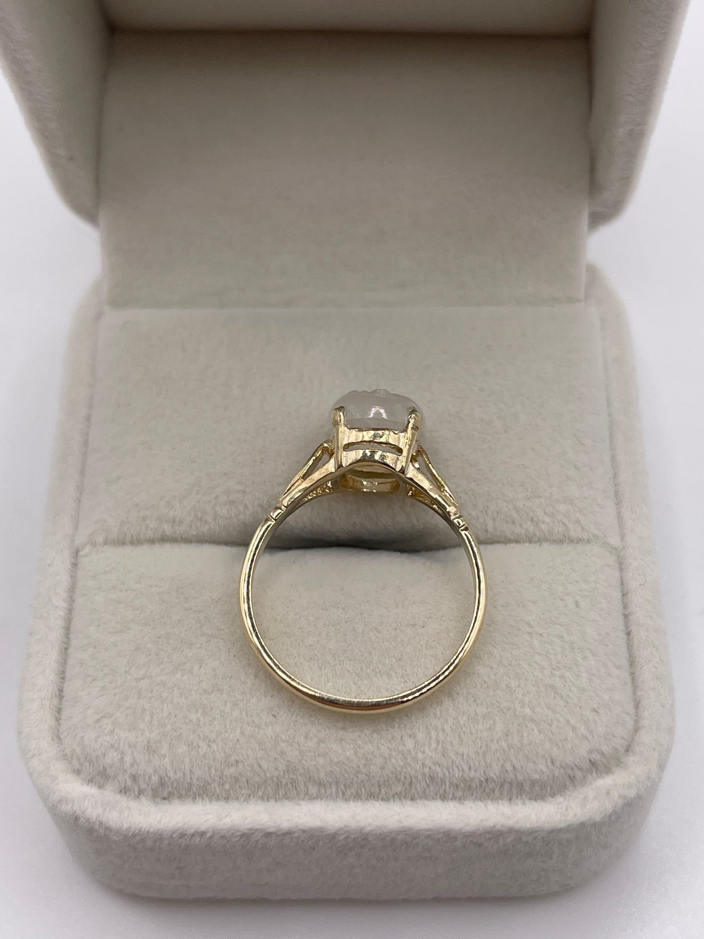 9ct gold man in the moon moonstone ring