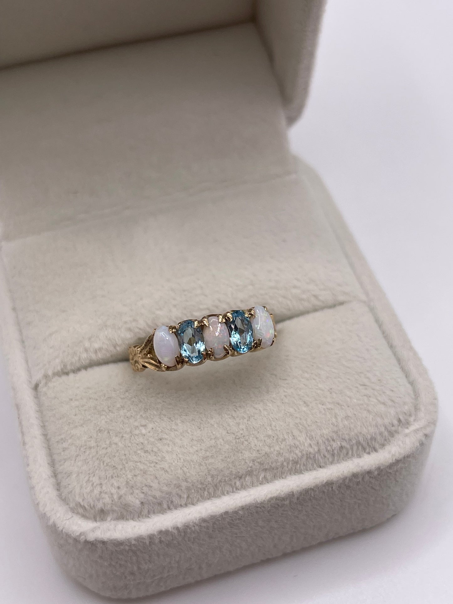 9ct gold opal and topaz ring