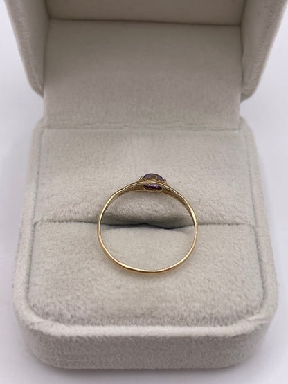 9ct gold cabochon amethyst ring