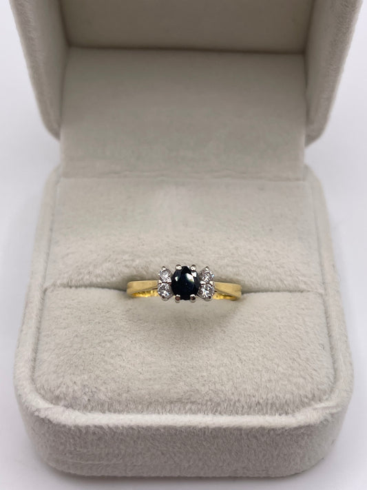 18ct gold sapphire and diamond ring
