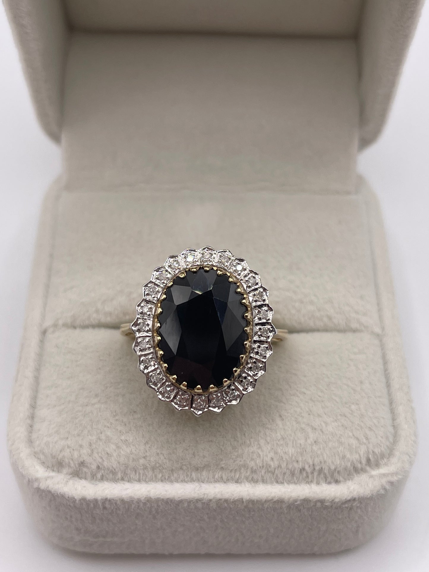 9ct gold sapphire and diamond ring