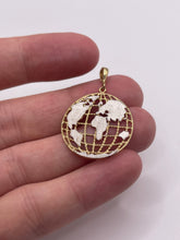 Load image into Gallery viewer, 9ct gold world pendant
