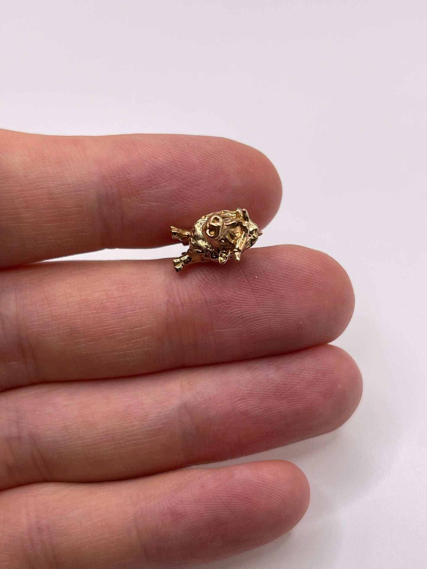 9ct gold bull charm