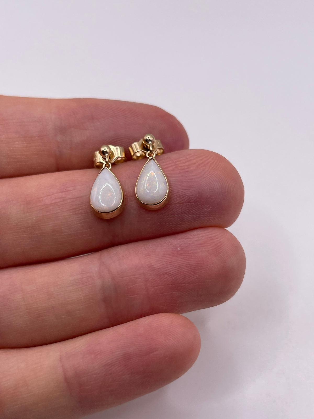9ct gold opal earrings
