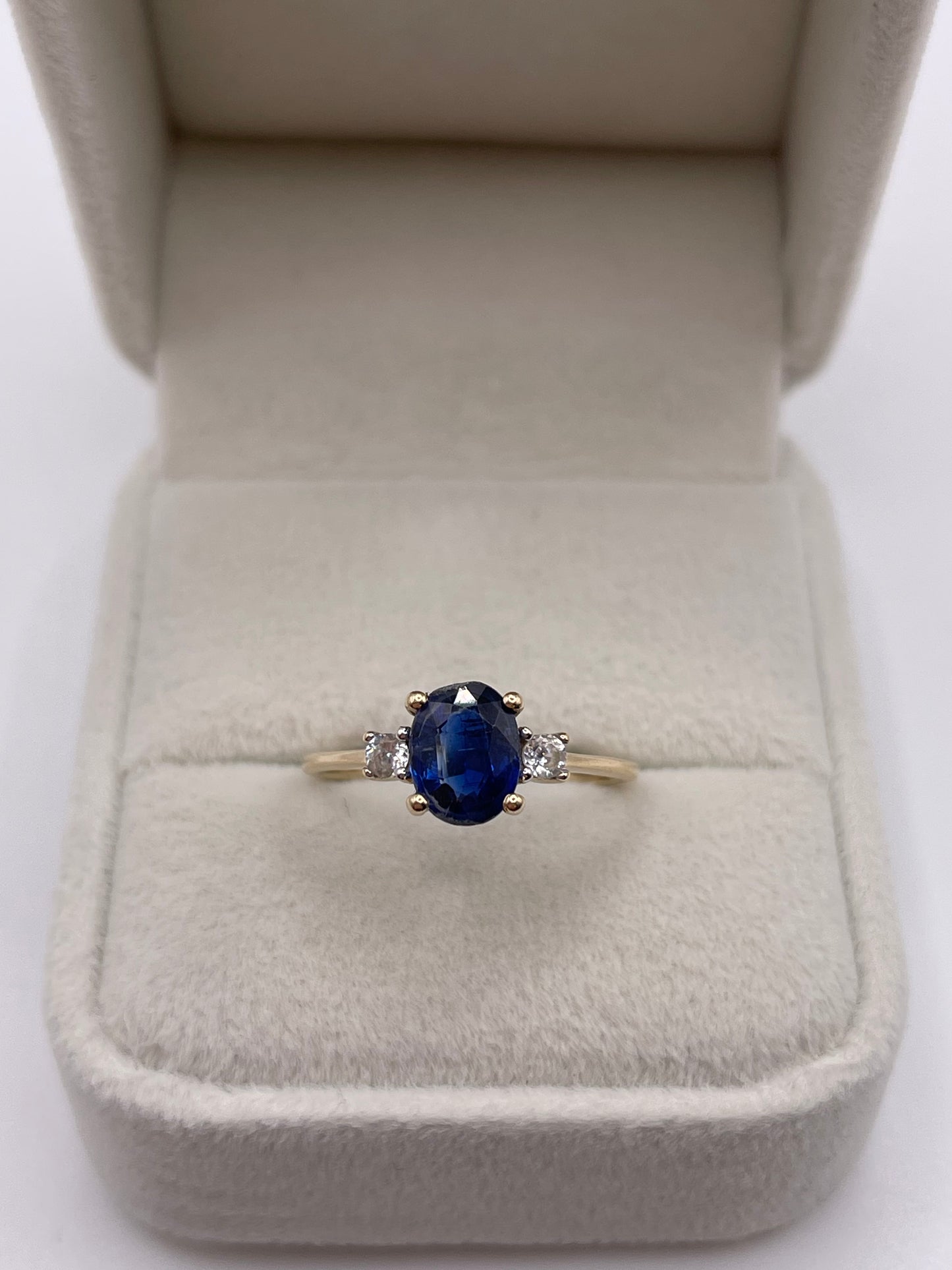 9ct gold kyanite and zircon ring