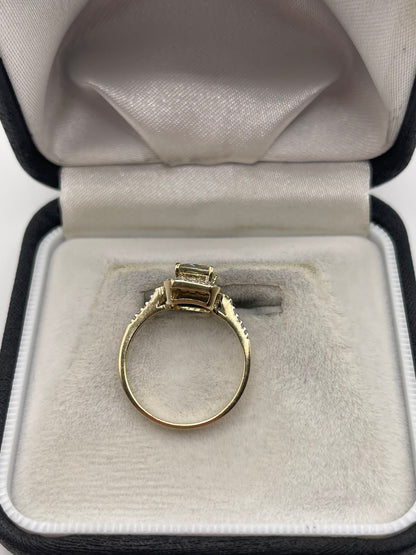 9ct gold quartz and zircon ring