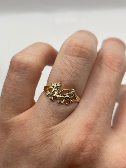 9ct gold Welsh dragon ring