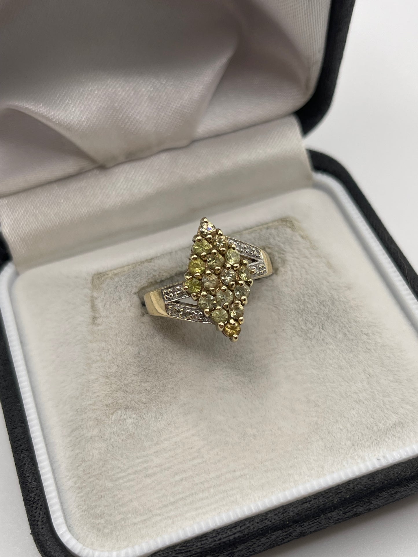9ct gold quartz and diamond ring