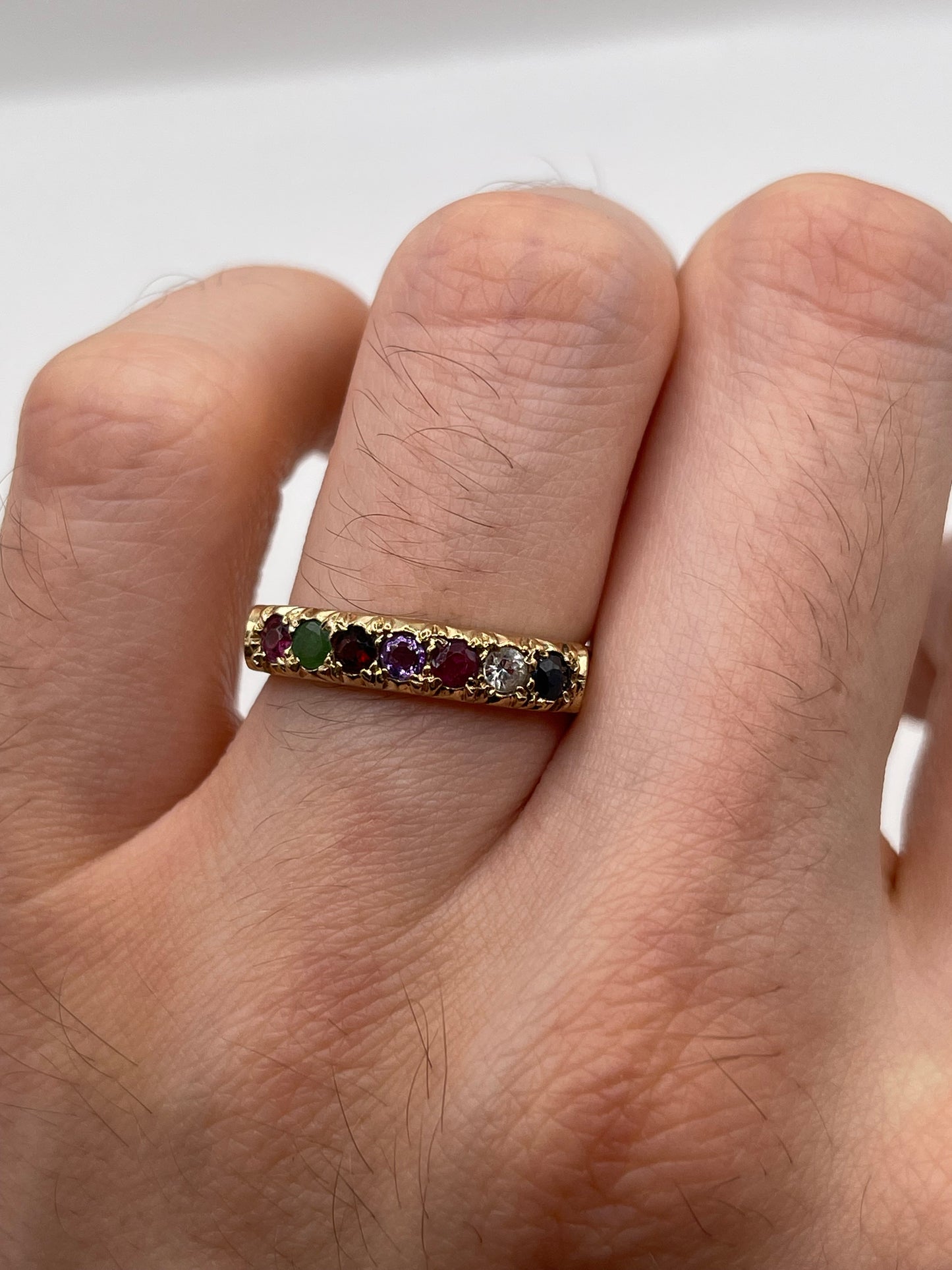 9ct gold regards ring