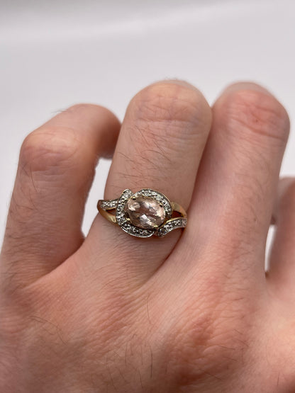 9ct gold morganite and diamond ring