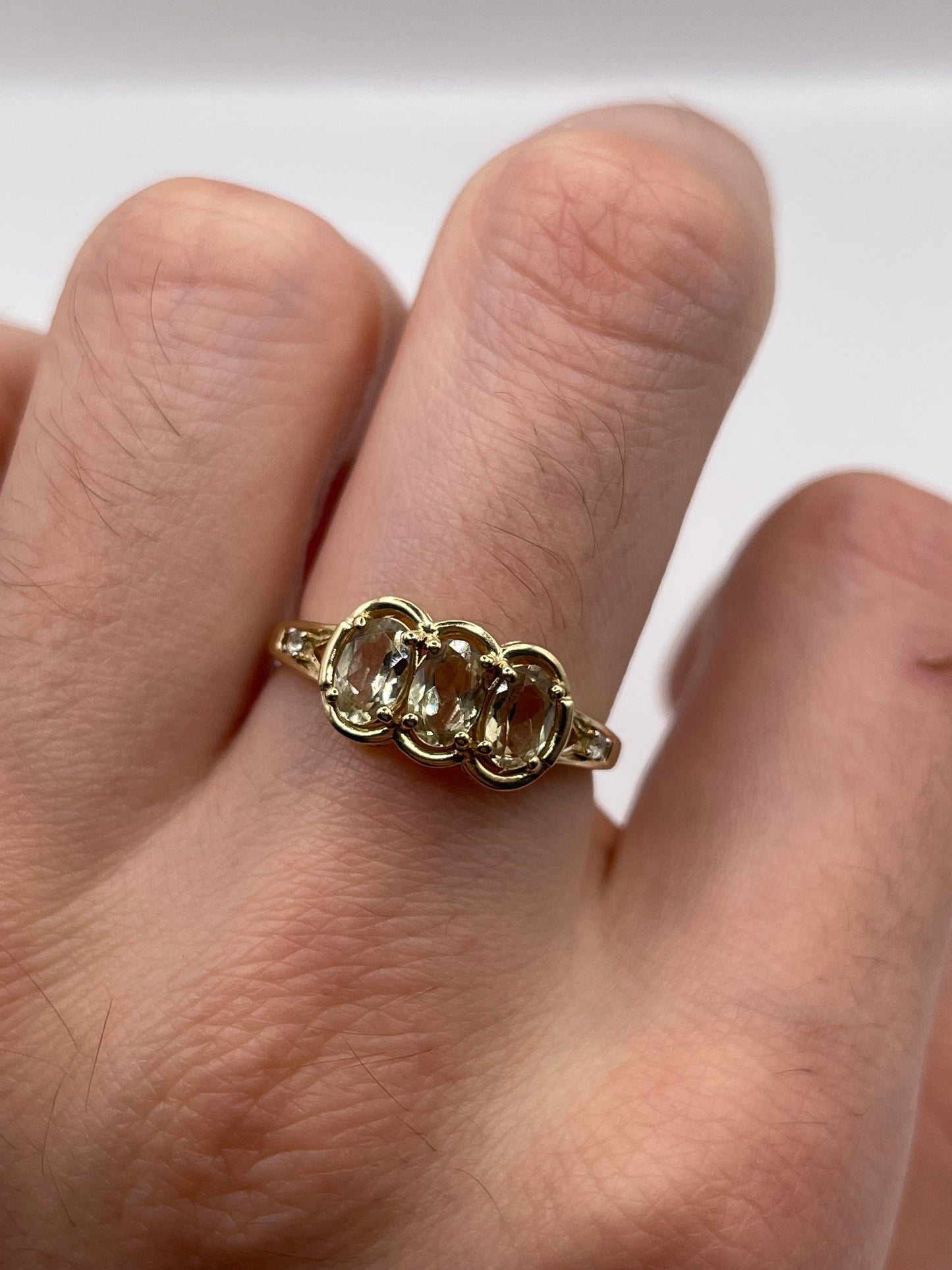 9ct gold quartz and zircon ring