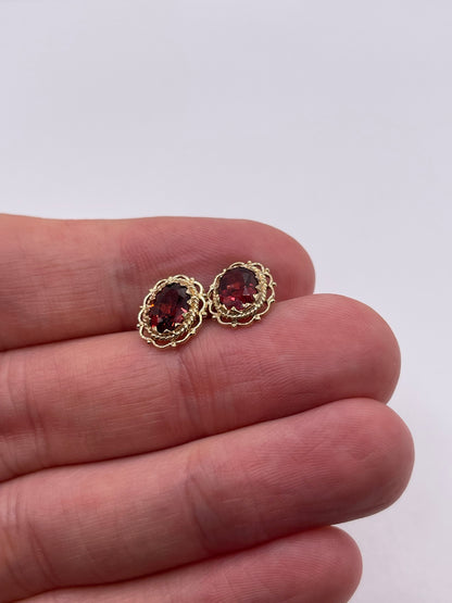 9ct gold garnet earrings