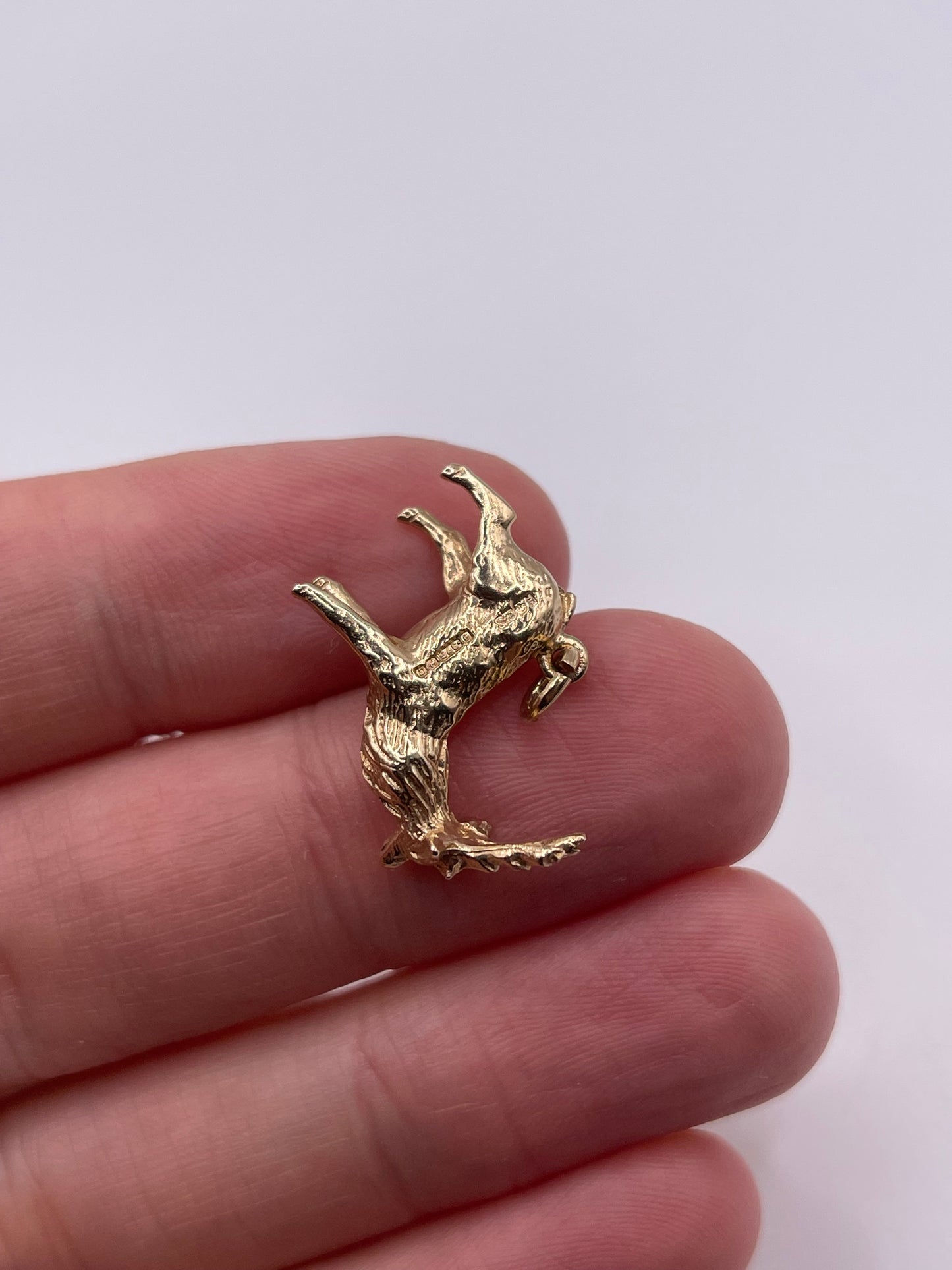 9ct gold stag charm