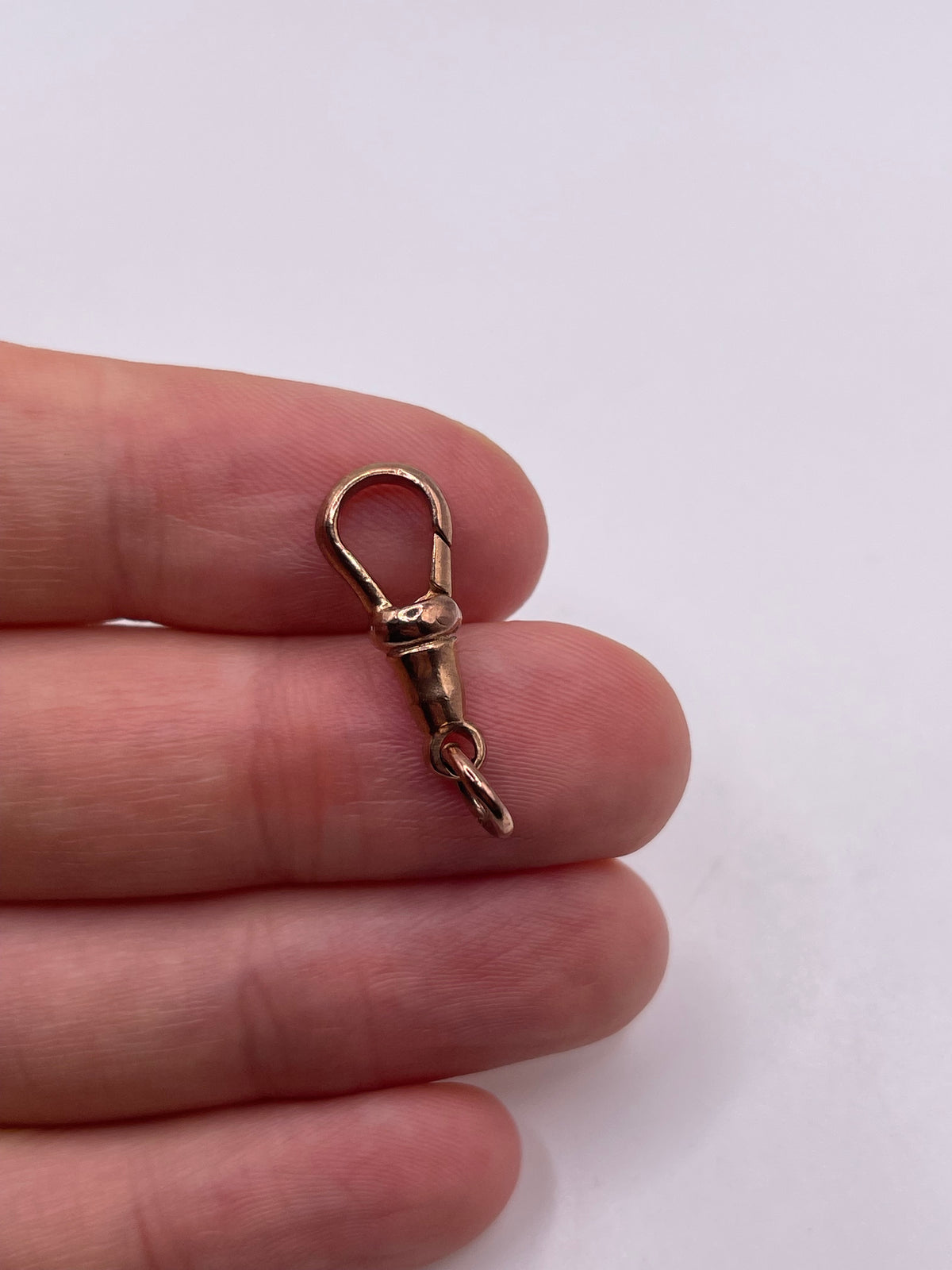 9ct rose gold dog clip 15