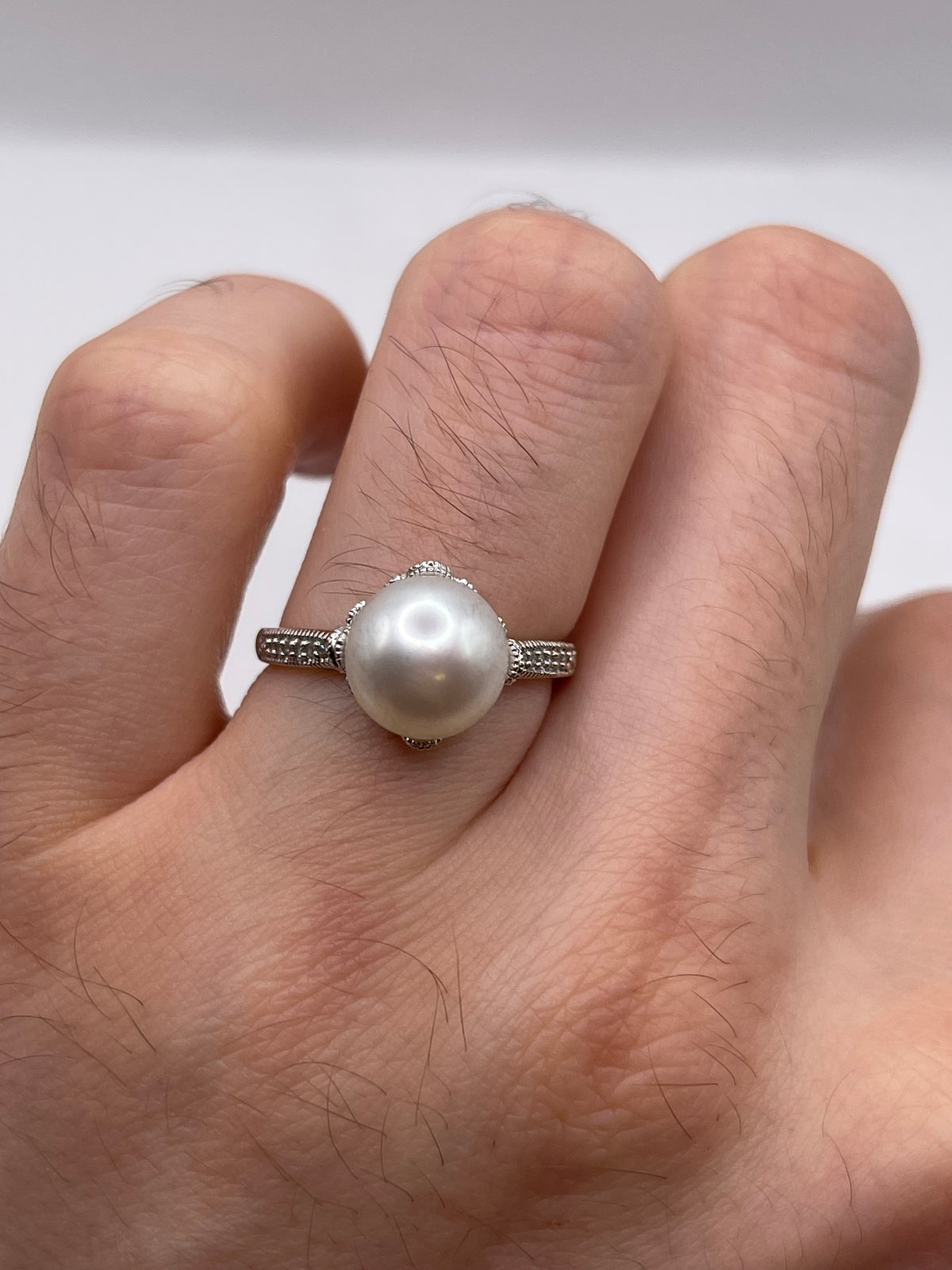 9ct gold pearl and diamond ring