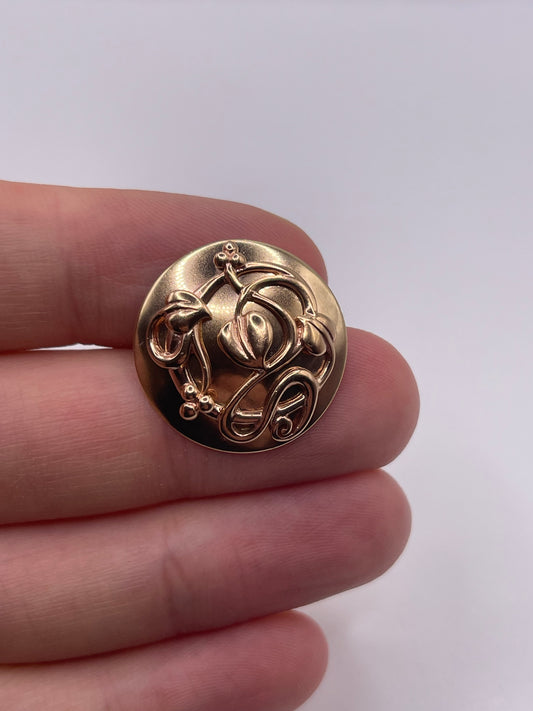 Clogau 9ct gold brooch