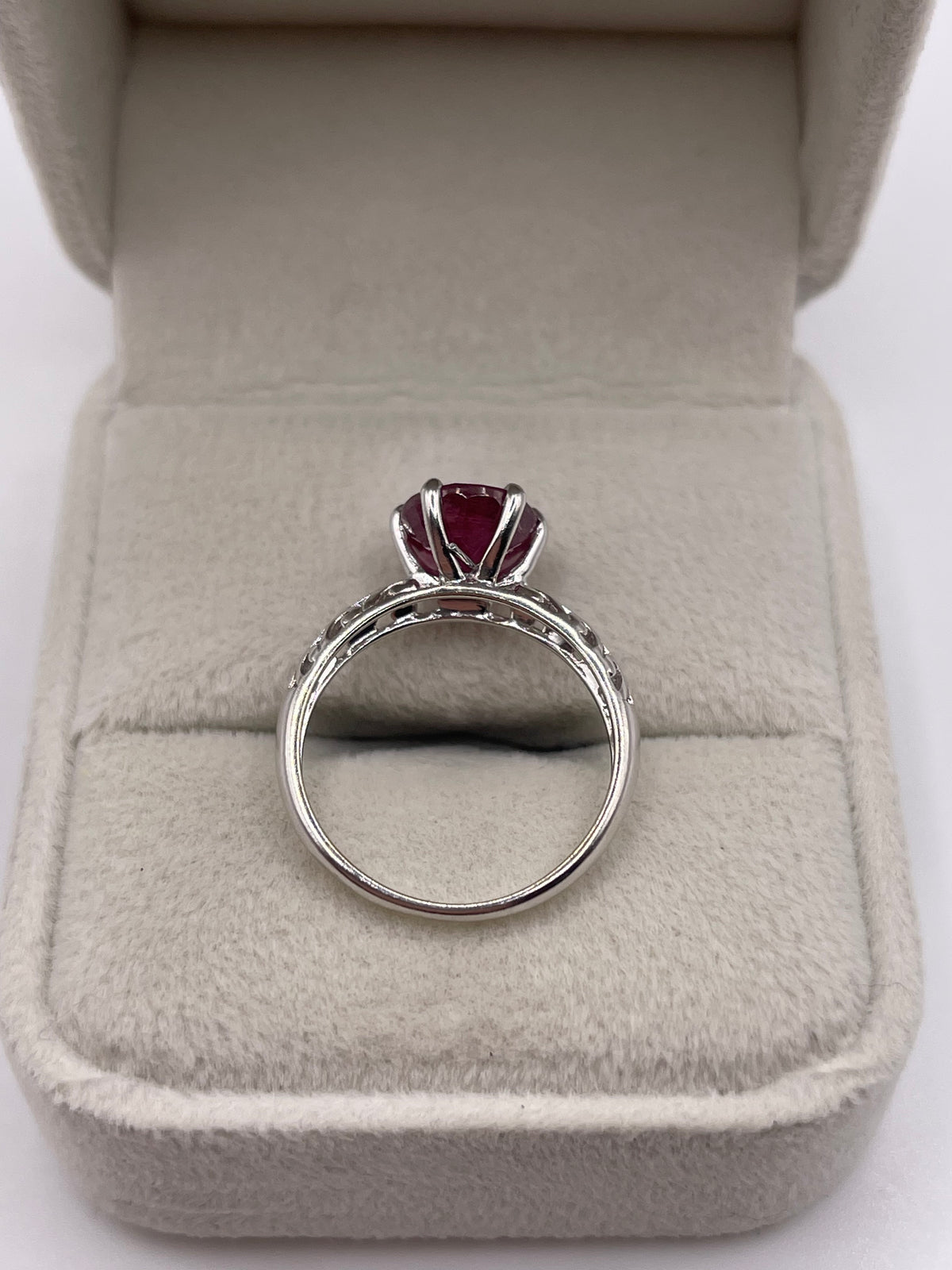 9ct white gold ruby ring