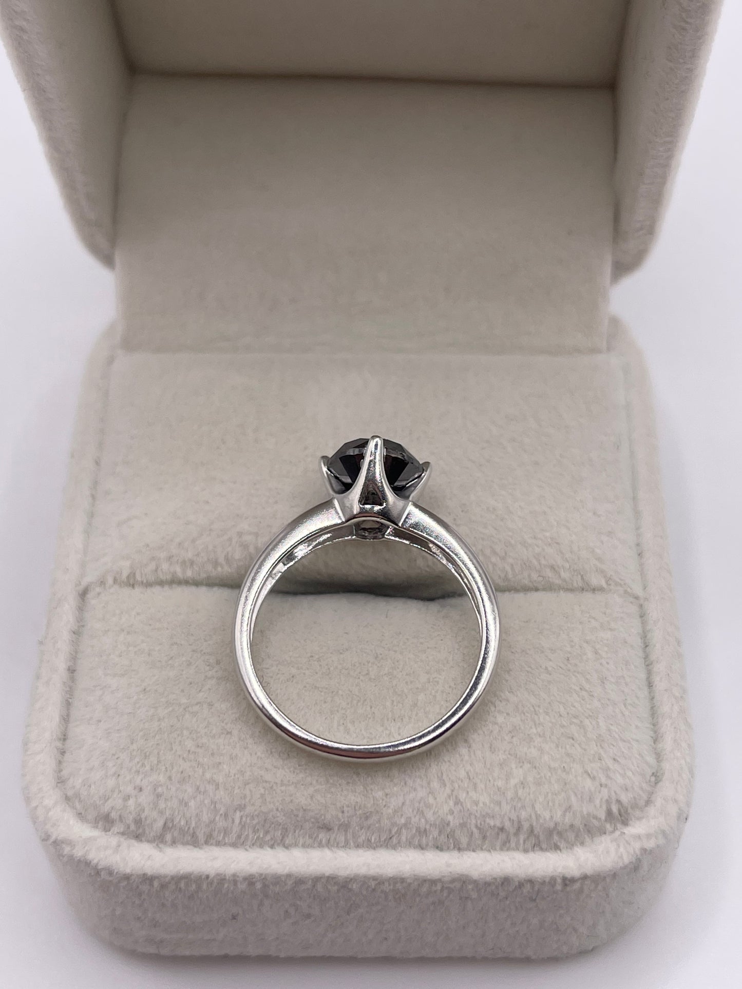 9ct white gold black diamond ring