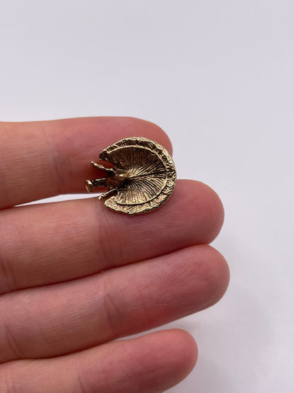 9ct gold peacock charm