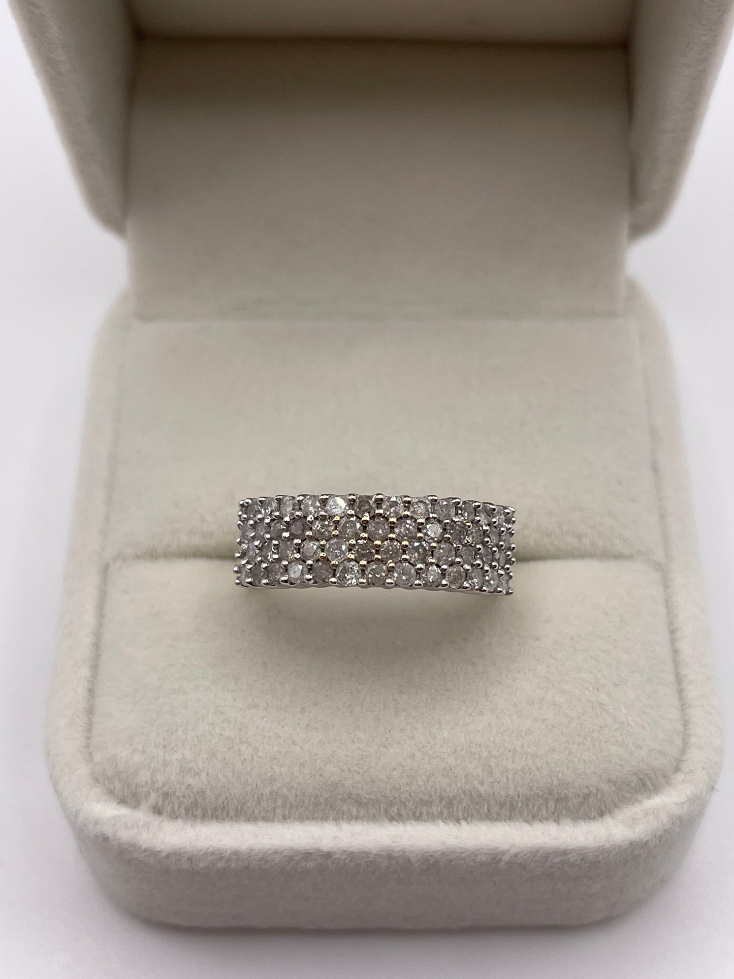9ct gold diamond cluster ring