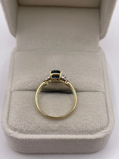 9ct gold London blue topaz and diamond ring