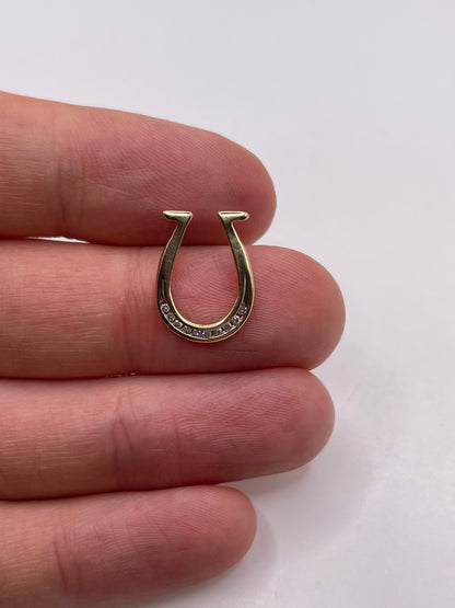 9ct gold diamond horseshoe pendant