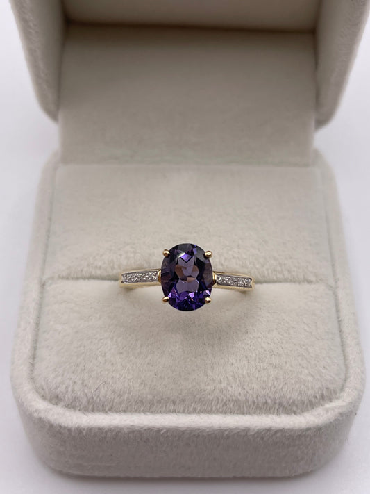9ct gold blueberry quartz and diamond ring
