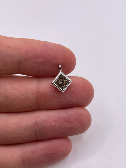 Platinum 1ct diamond pendant