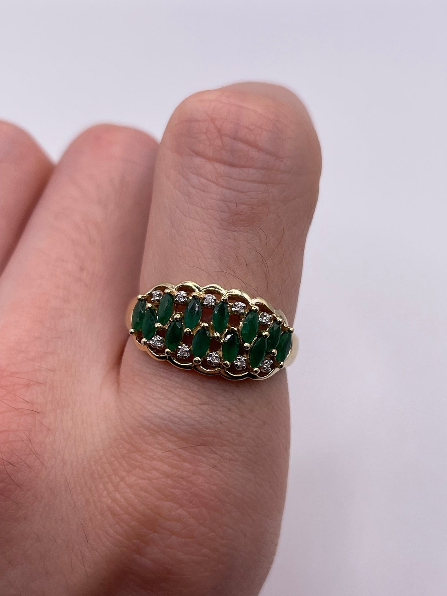 9ct gold emerald and diamond ring